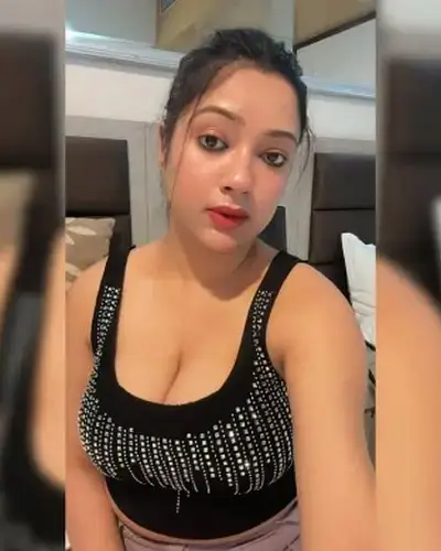 Call Girls Service Namkum